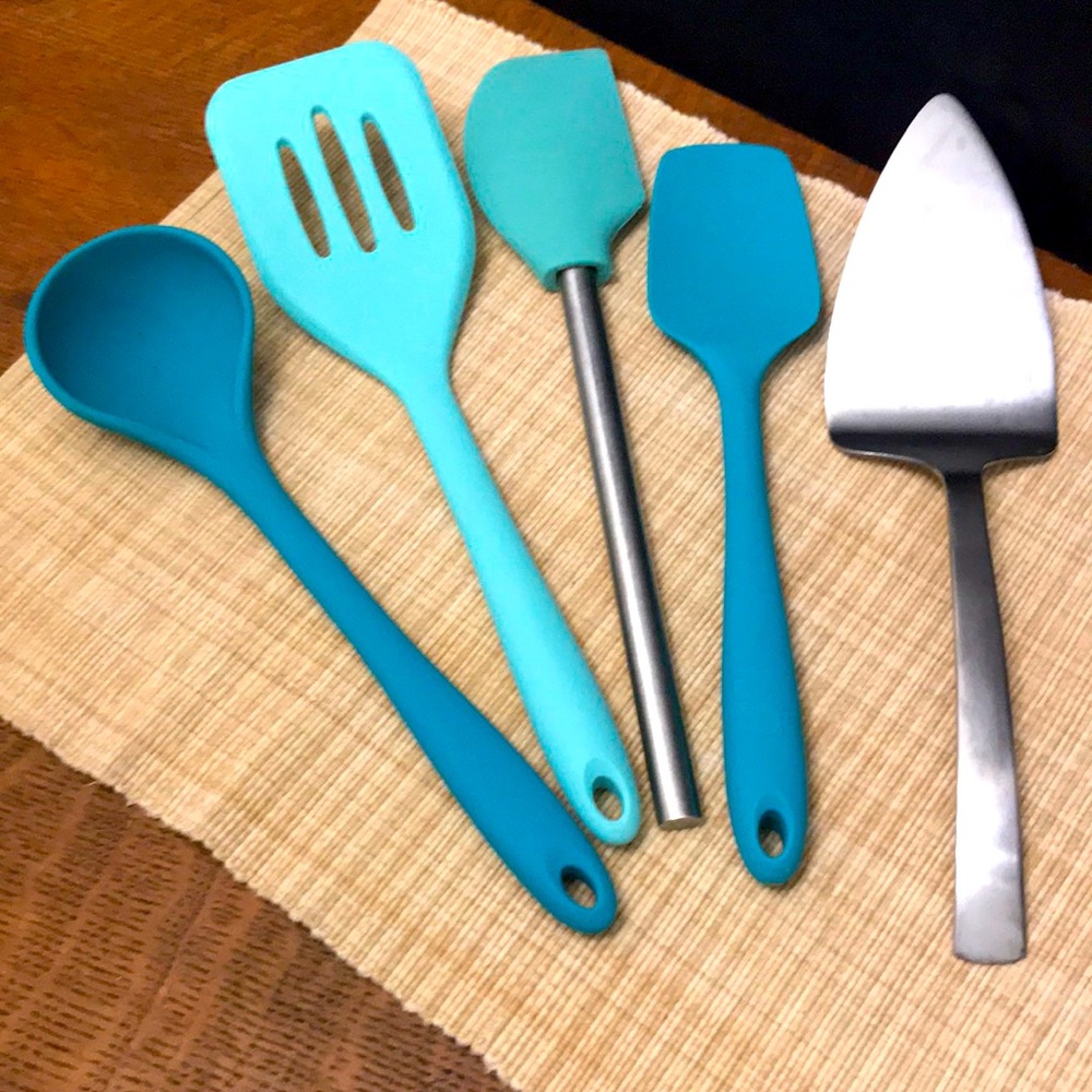 5 Kitchen utensils